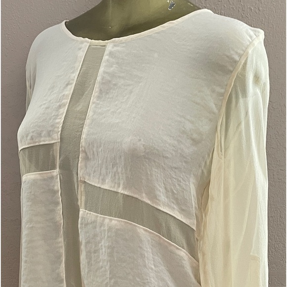 LINE & DOT Sheer Ivory NWT Tunic TOP Medium - Picture 8 of 12